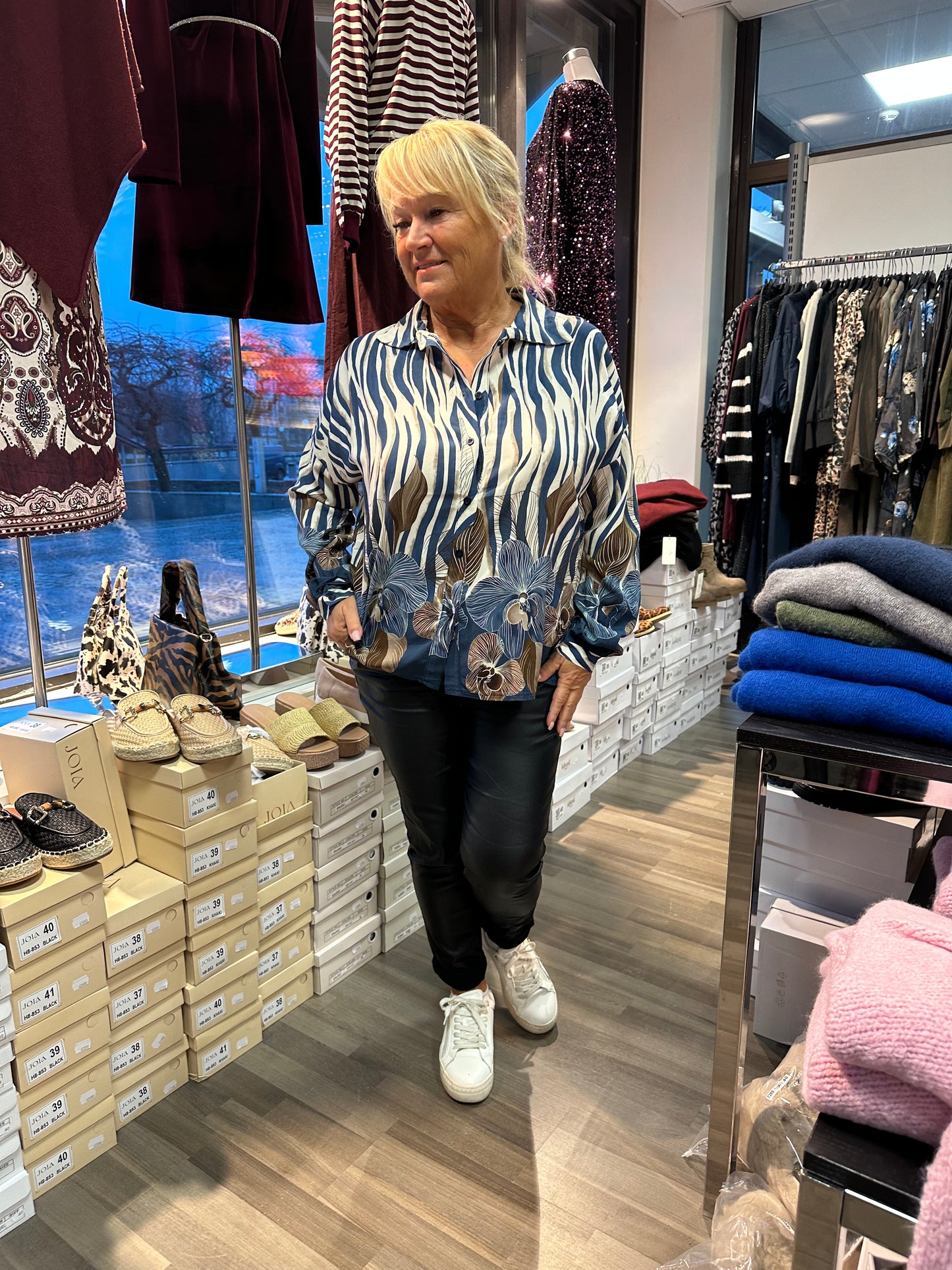 Viskoosipaitis sininen