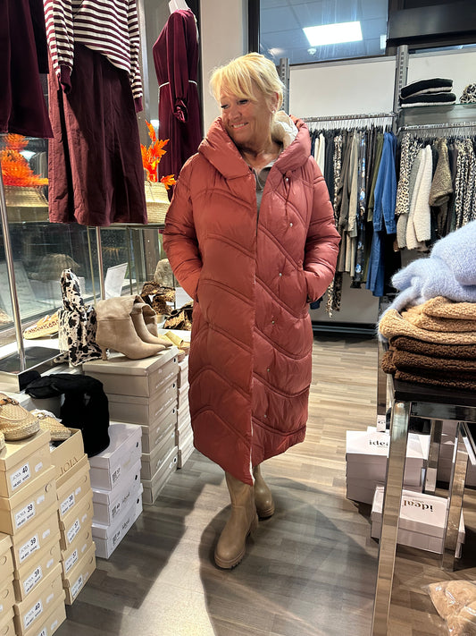 Pitkä toppatakki Alaska poltettu punainen