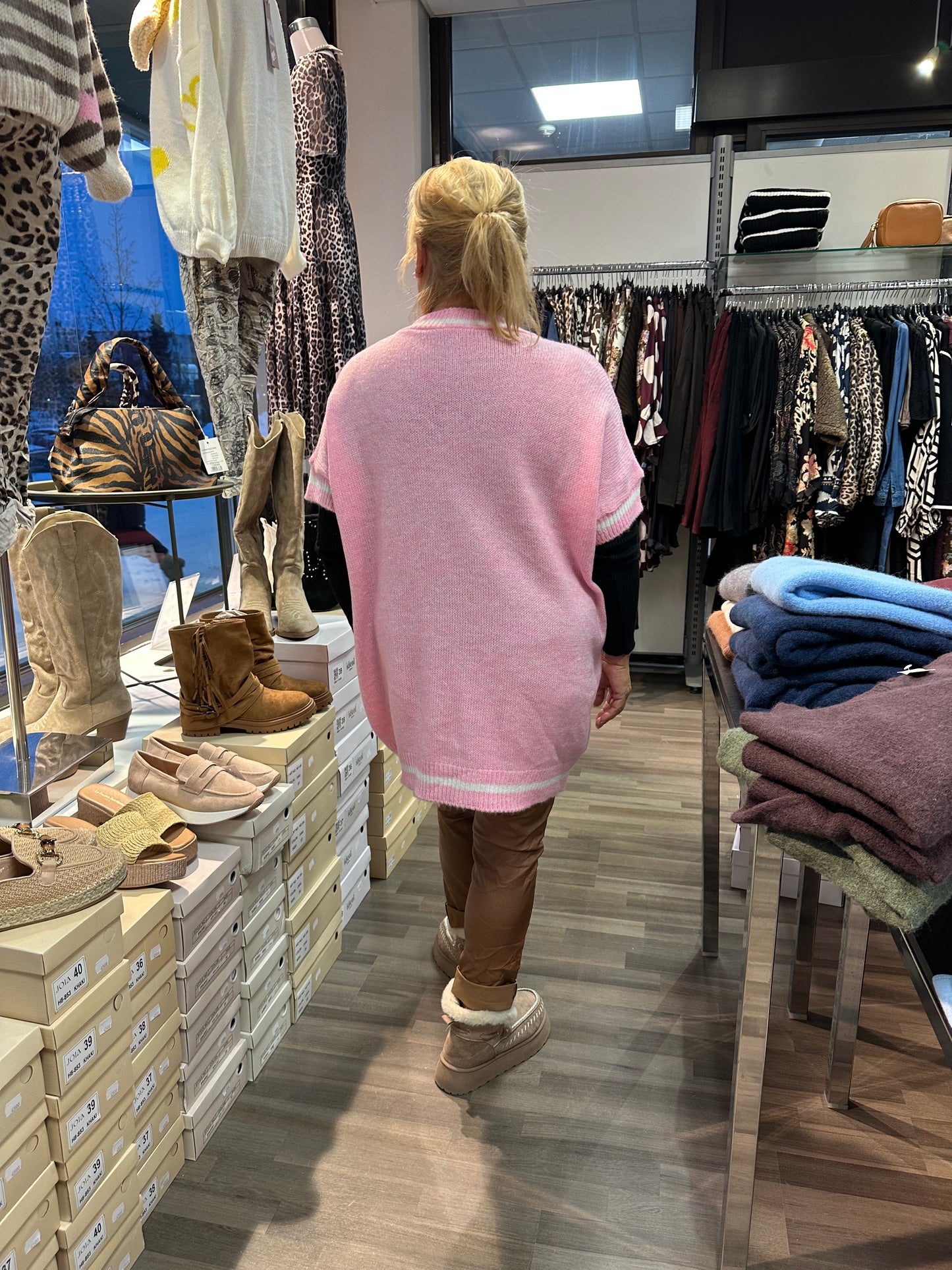 Plussize neuleliivi roosa