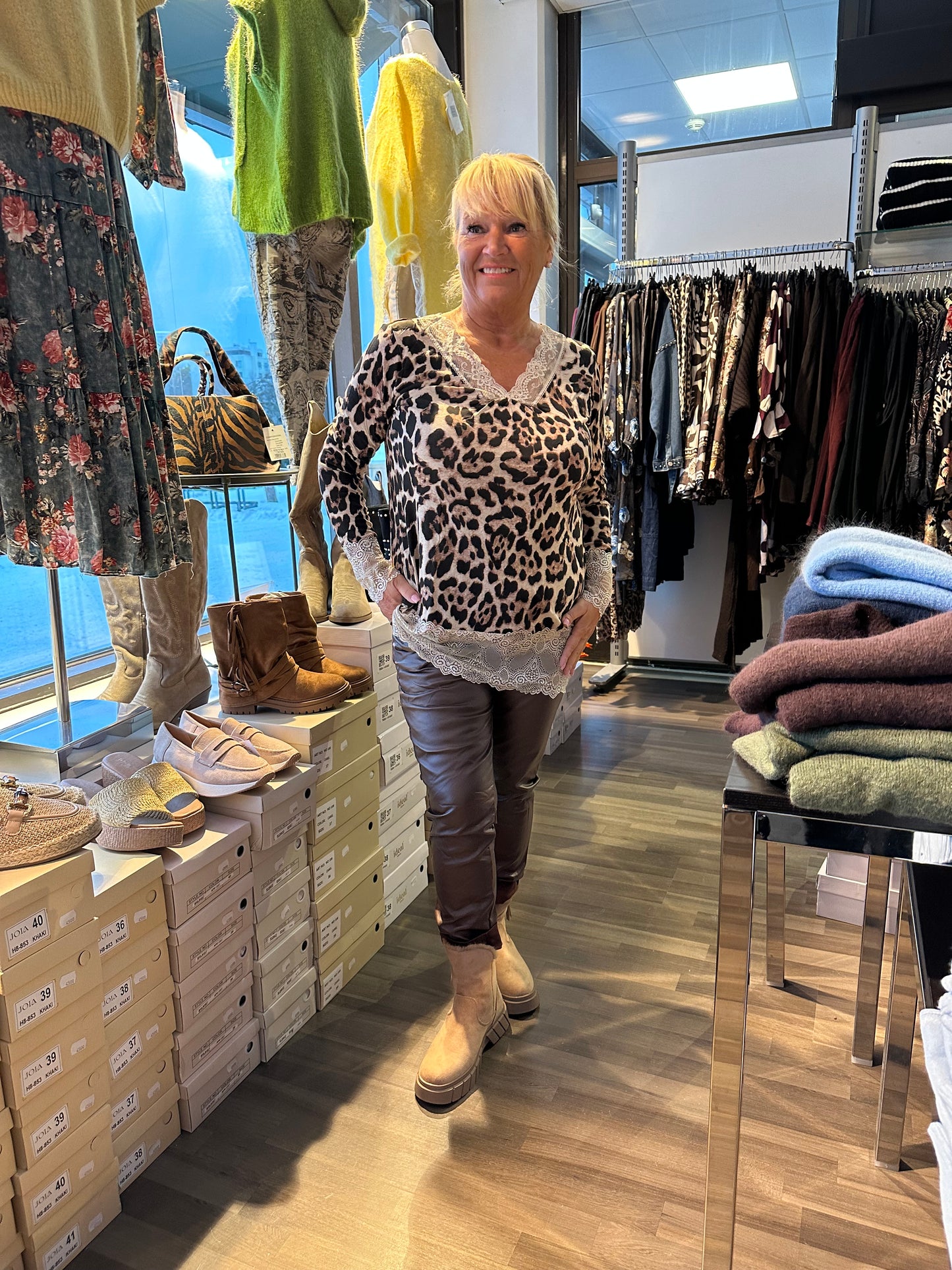 Leo toppi pitsillä beessi