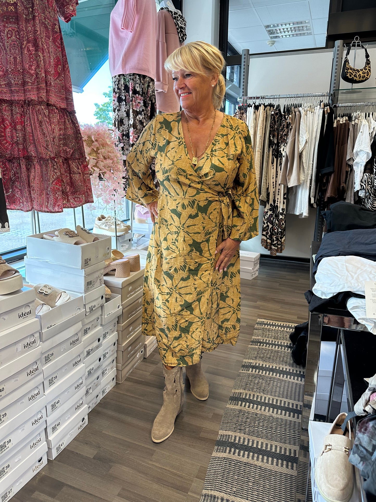 Kietaisumekko military