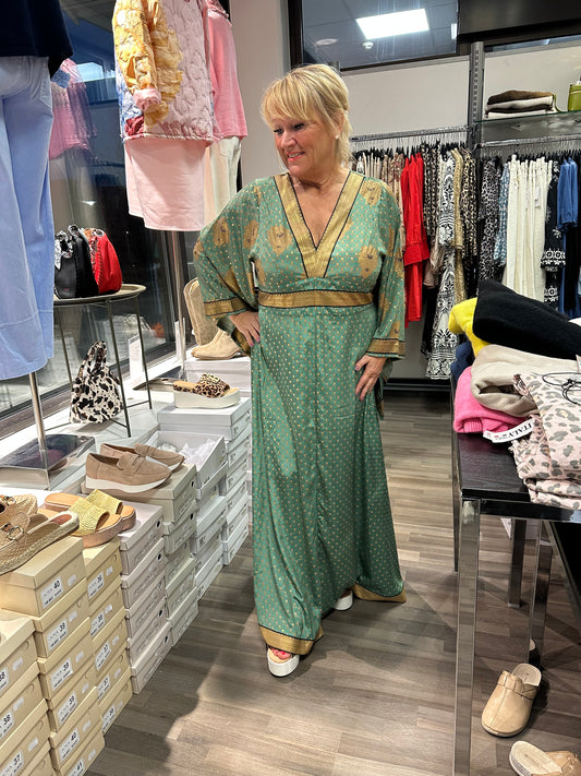 Kaftaanityyppinen maksimekko Ayla