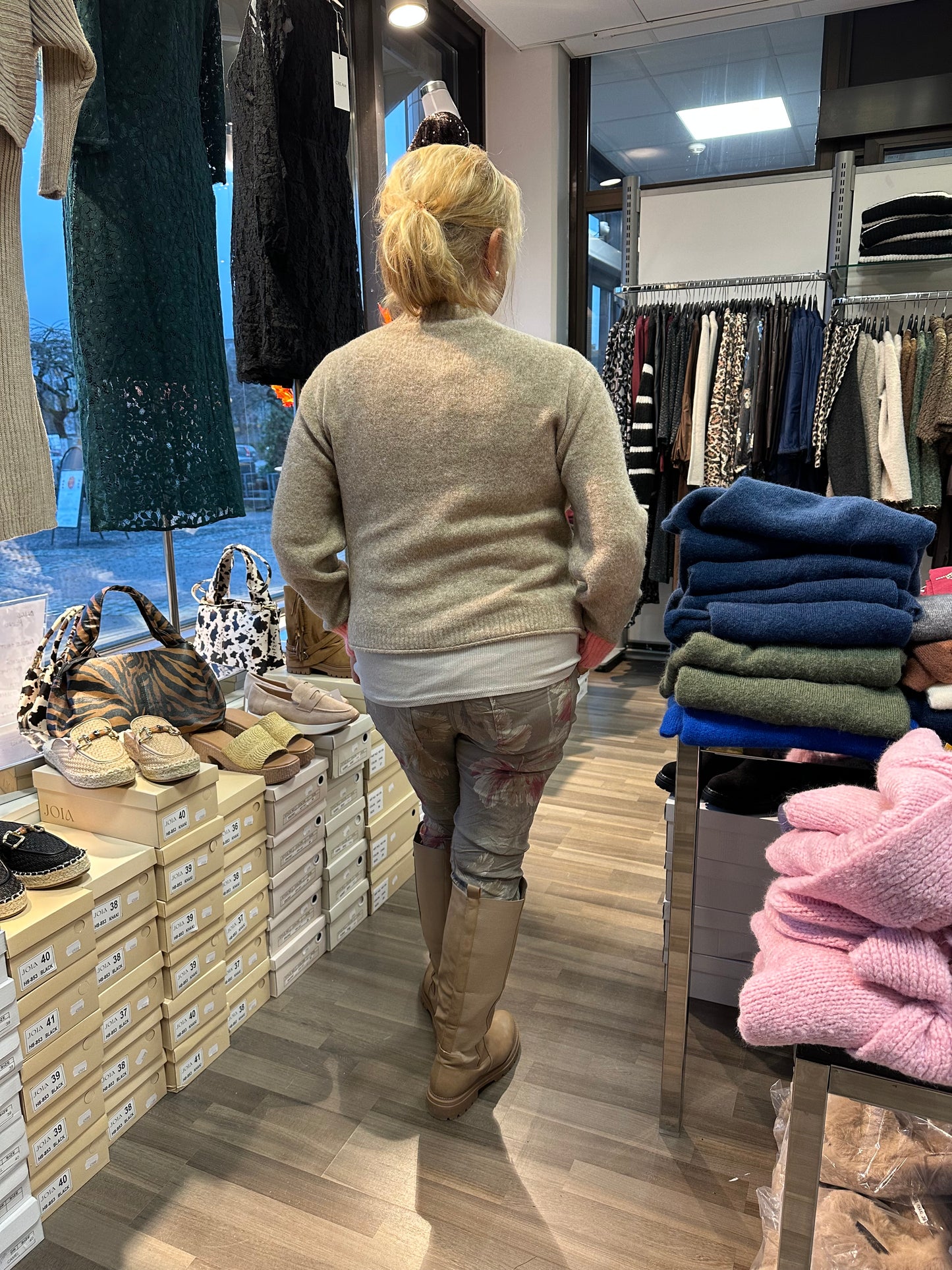 Neuletakki Contrast pinkki