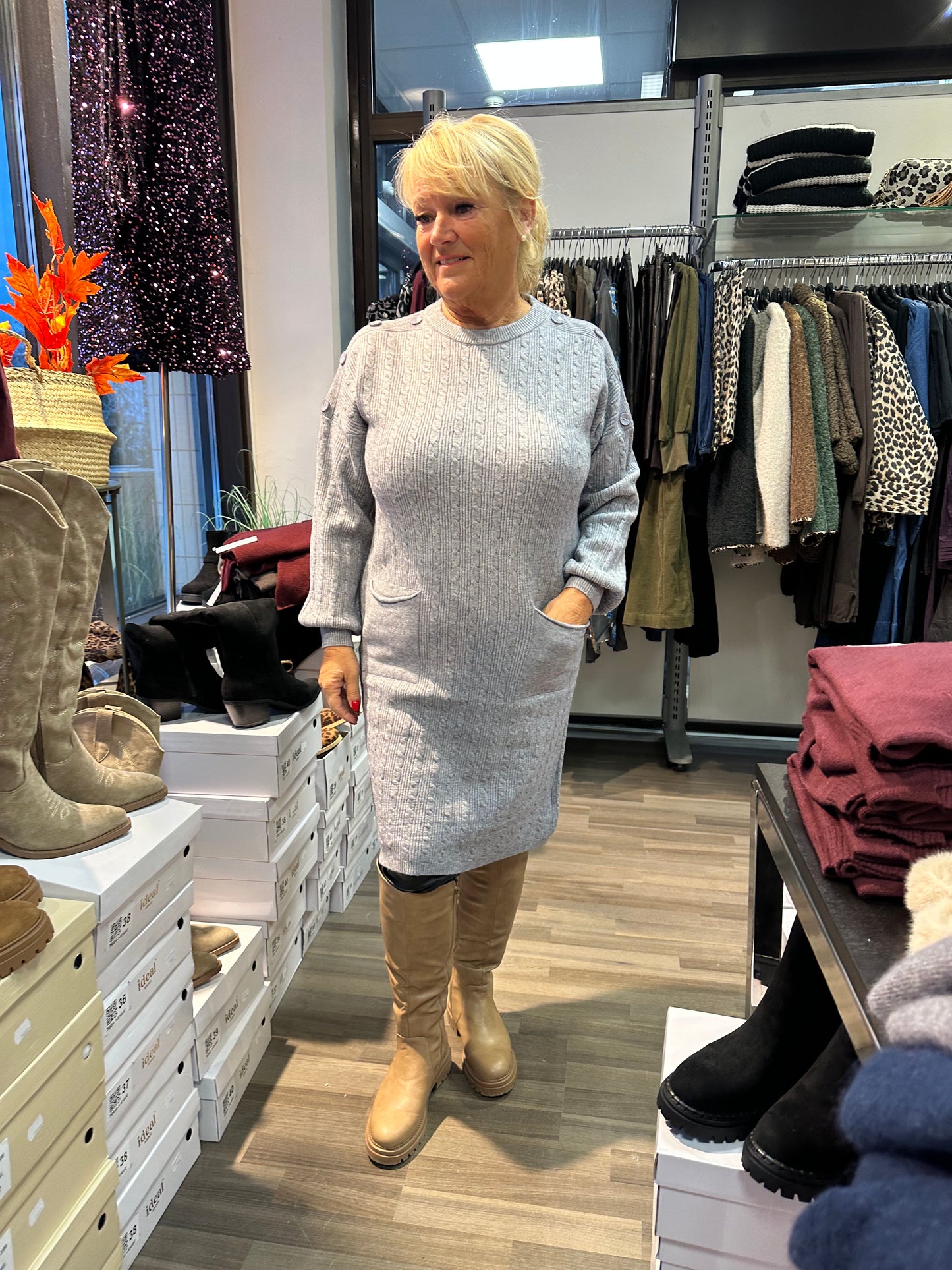 Neuletunika/mekko harmaa