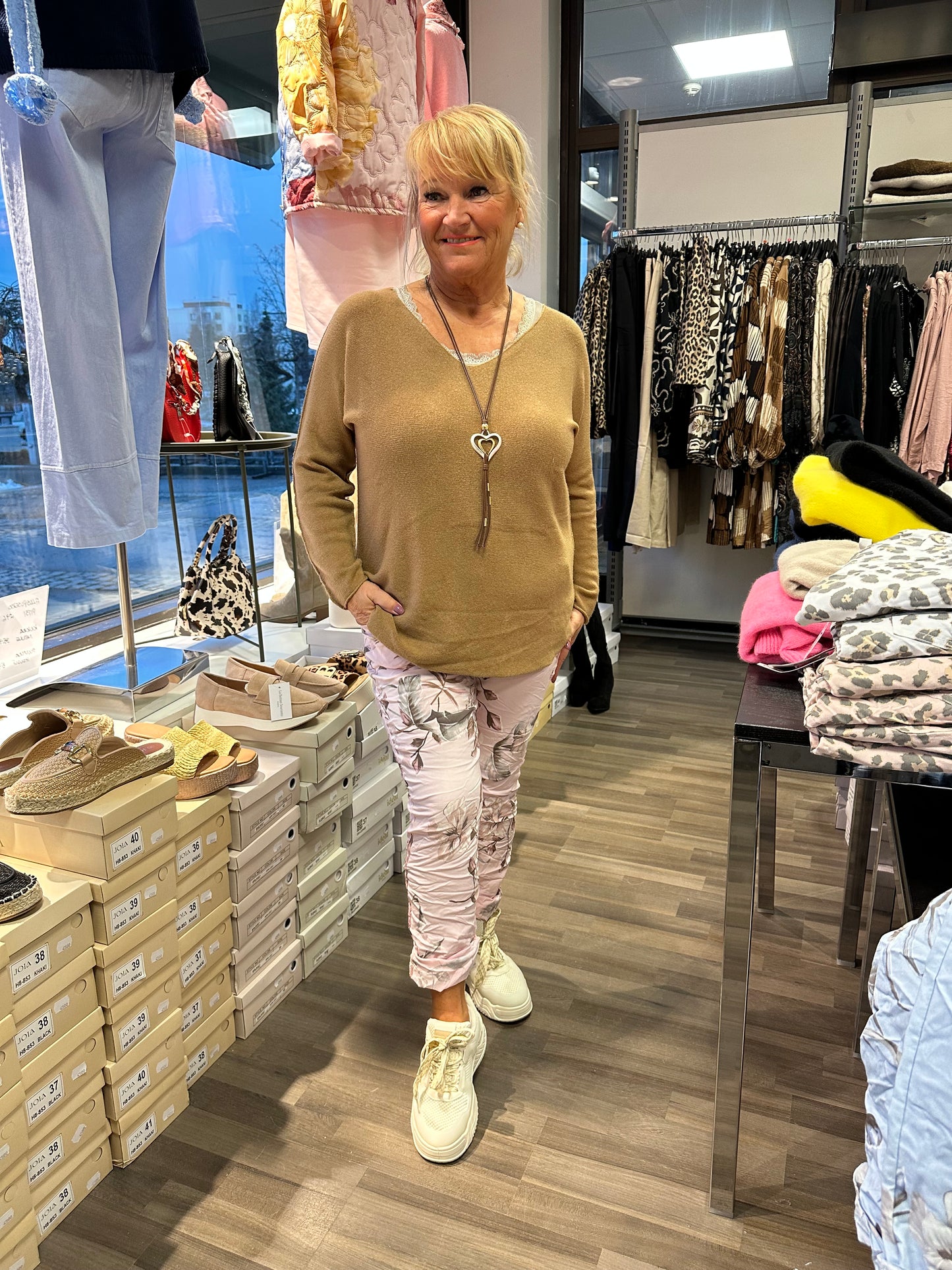 Spring Flower stretch housu roosa