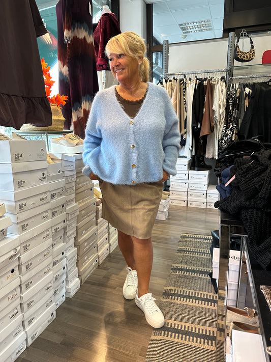 Oversize neuletakki napeilla sininen