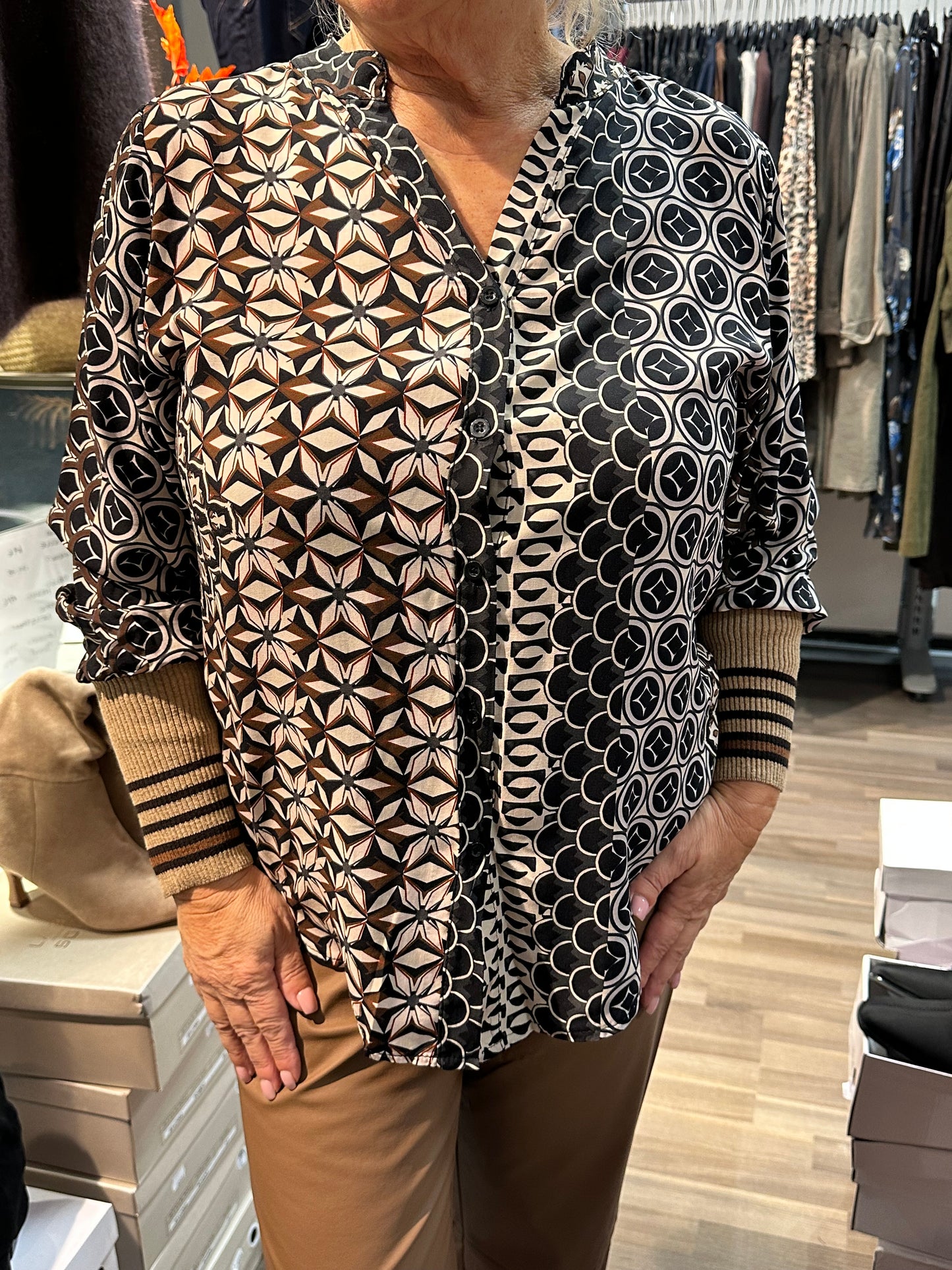 Viskoosipusero resorihihoilla