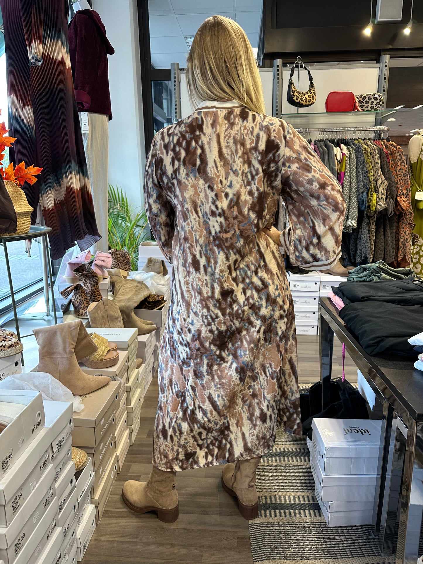 Viskoosimekko Stefania kameli