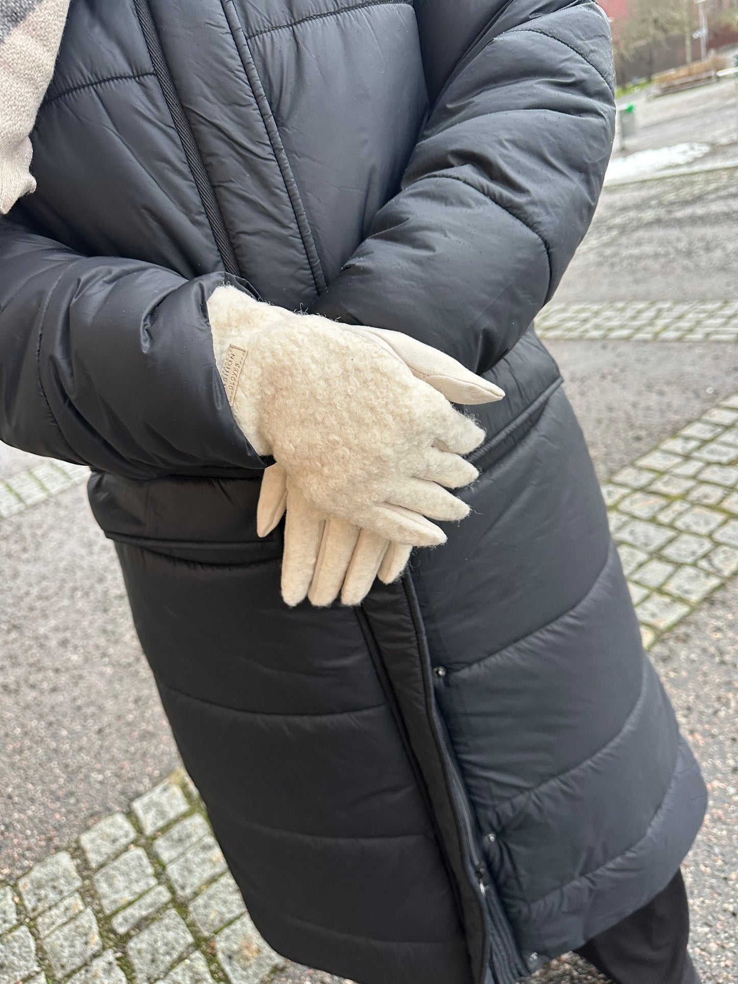 Bouclee sormikkaat luonnonvalkoinen