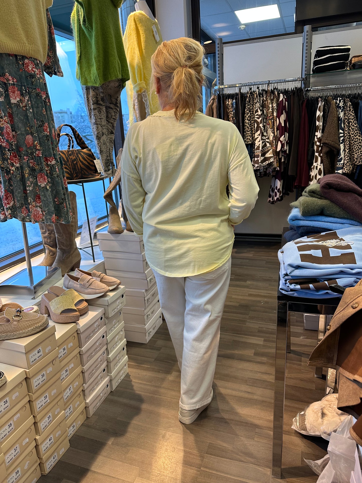 Trikoopusero La Vie keltainen