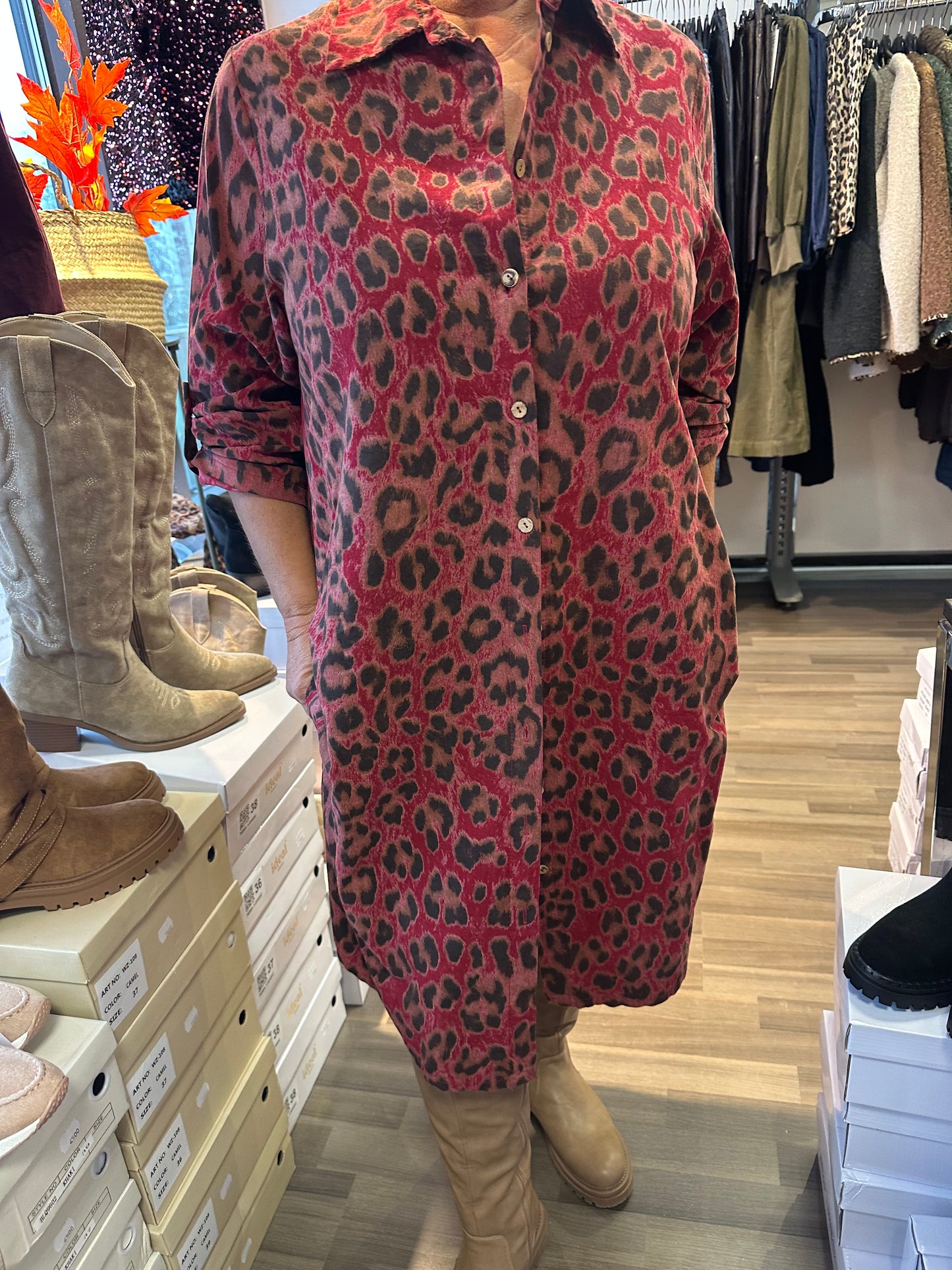 Samettipaitis leo punainen