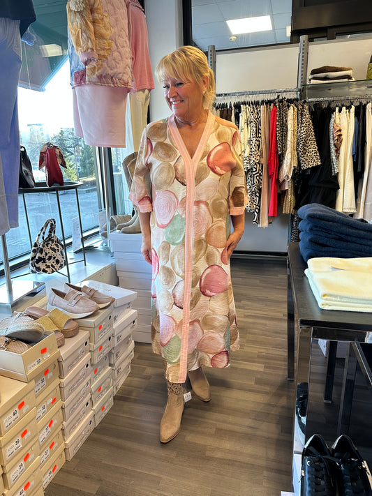 Suoralinjainen pitkä mekko Beige/Rosa