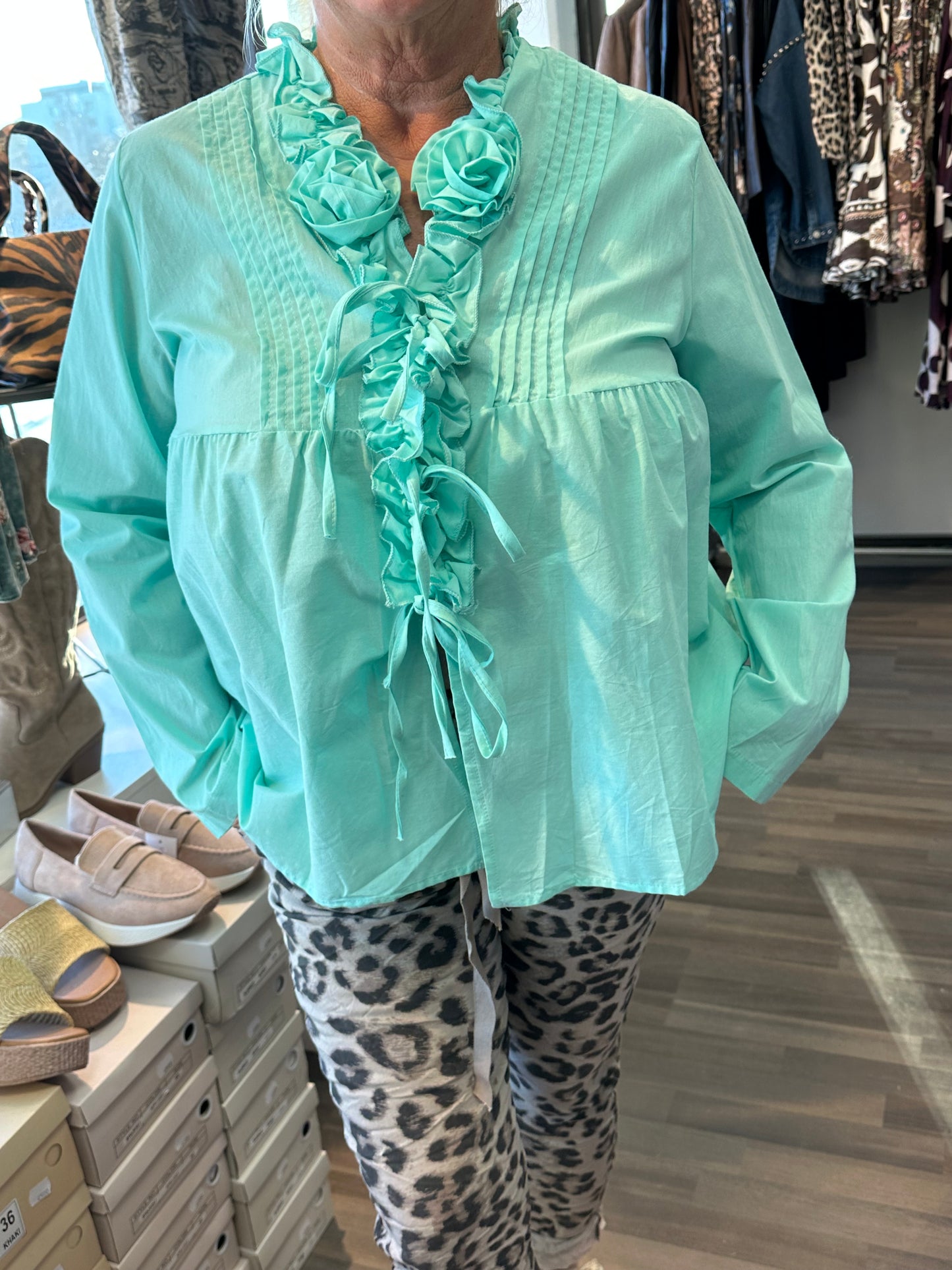 Suloinen puuvillapusero minttu