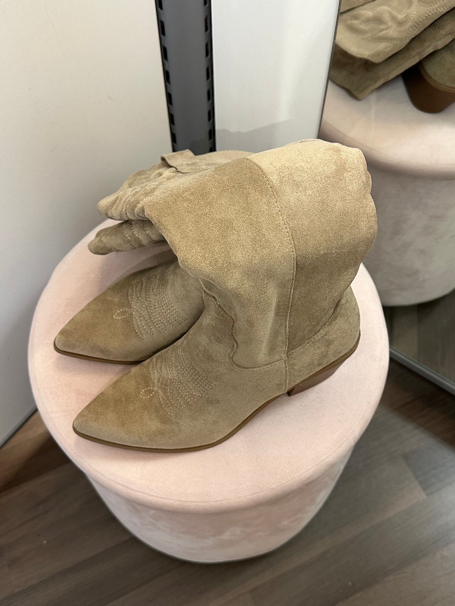 Cowboy saappaat beessi