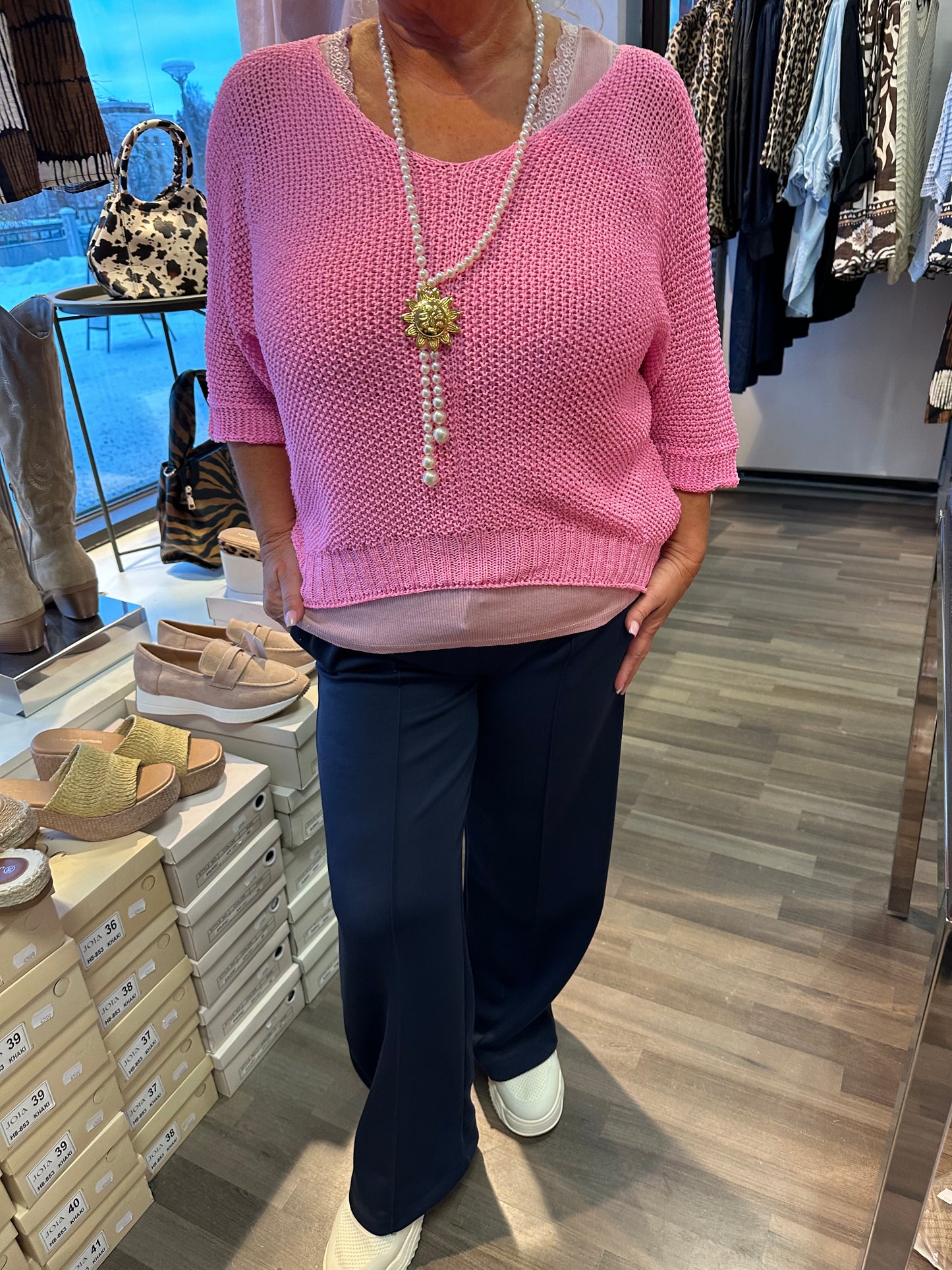 One size neule pinkki