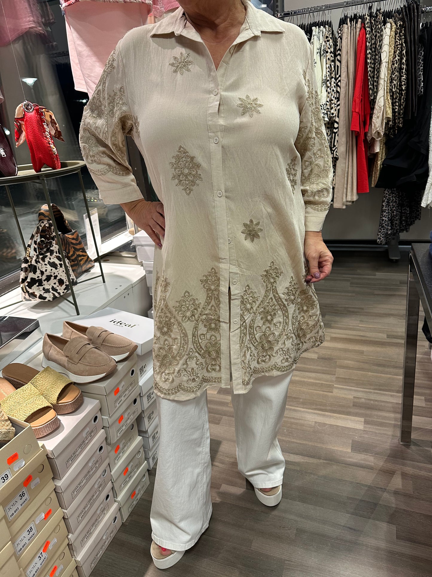 Plussize kirjailtu puuvillatunika (3 väriä)