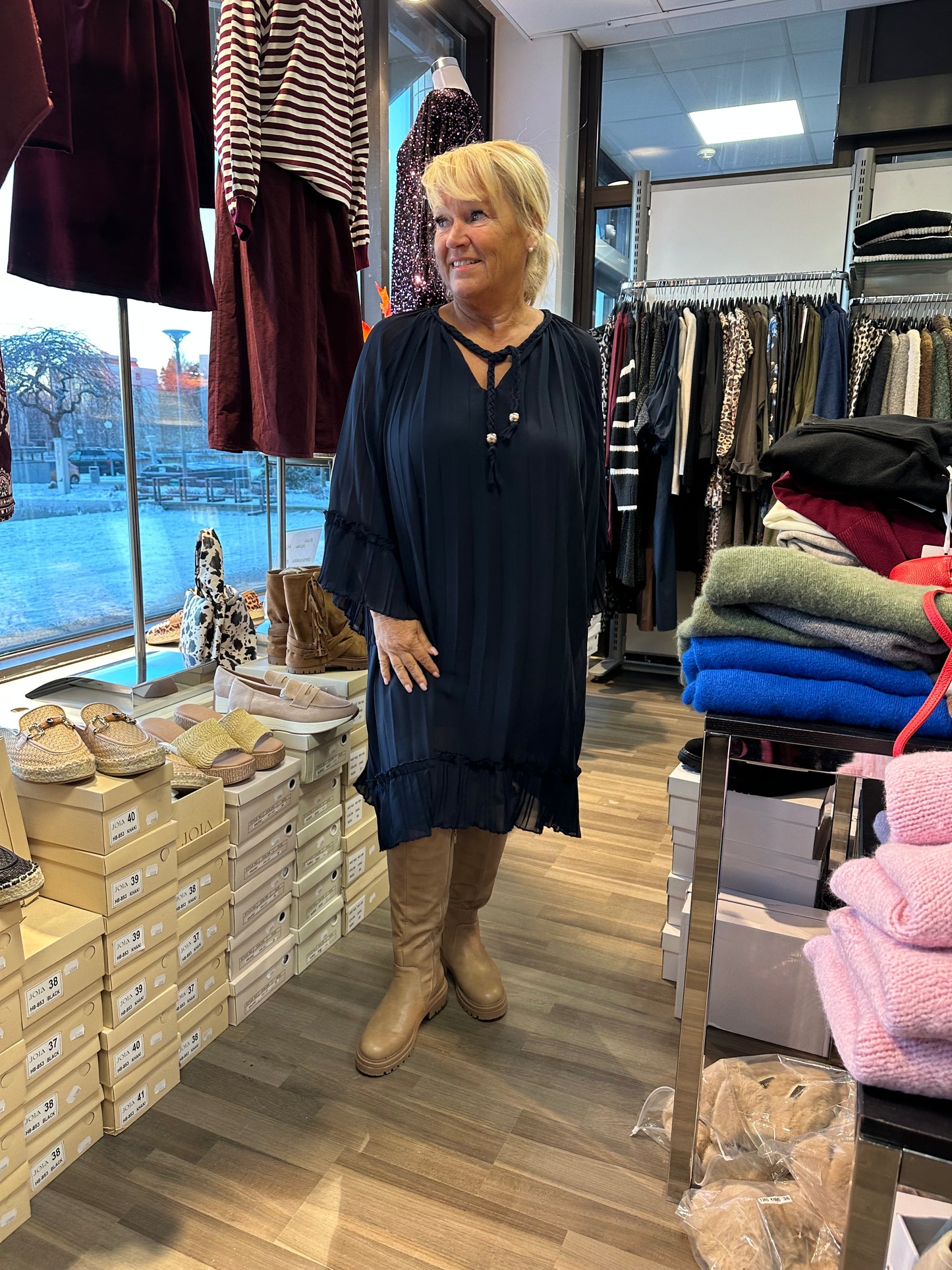 Plussize sifonkitunika/mekko tummansininen