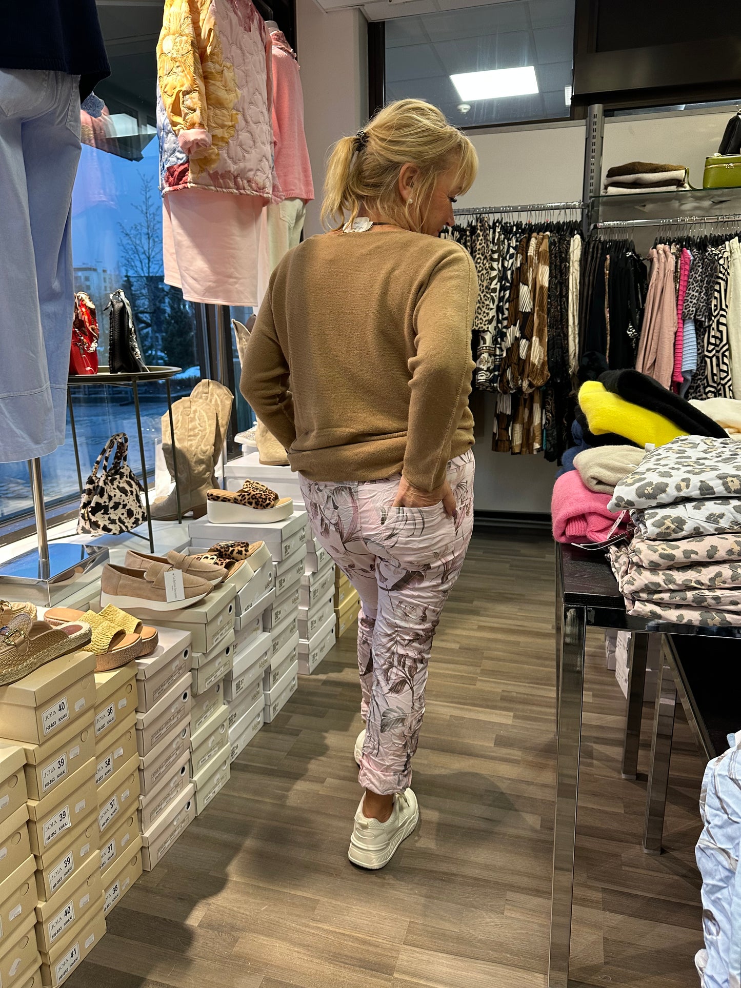 Spring Flower stretch housu roosa