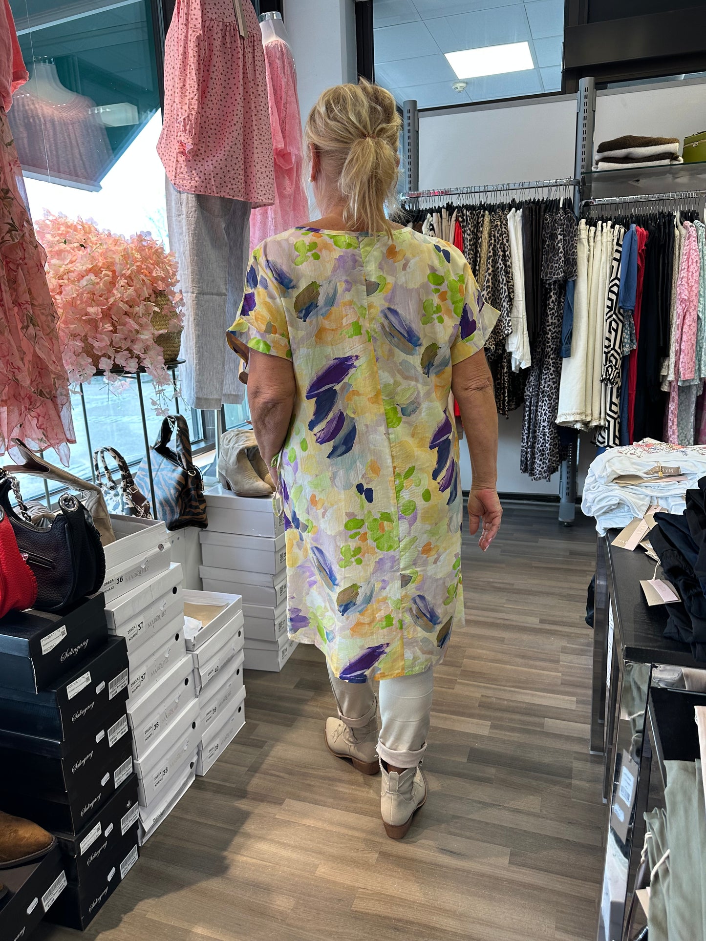 Kevyt viskoositunika (4 väriä)