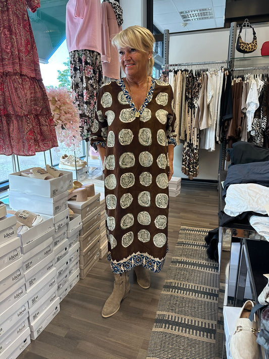 Kuviollinen viskoosimekko ruskea