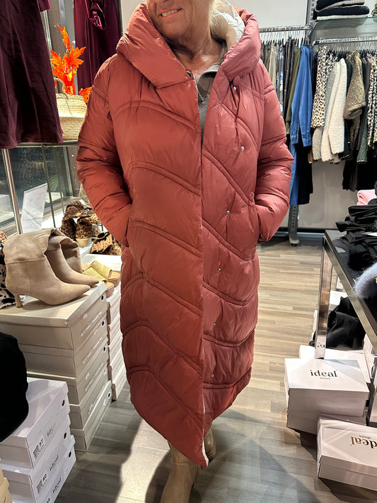 Pitkä toppatakki Alaska poltettu punainen