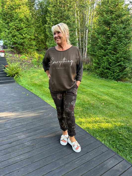 Fall Flower stretch housu ruskea