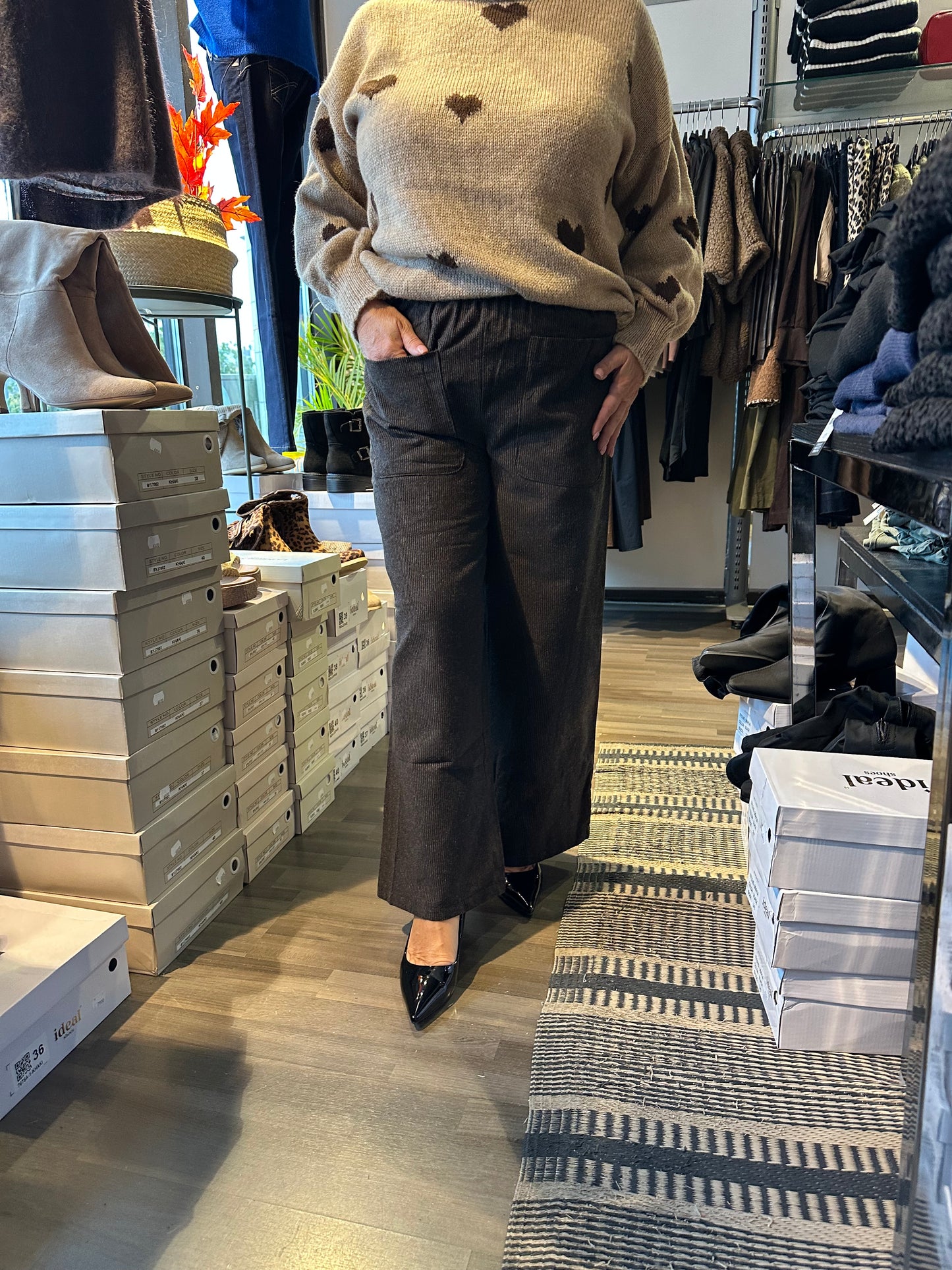 Raidallinen puuvillahousu