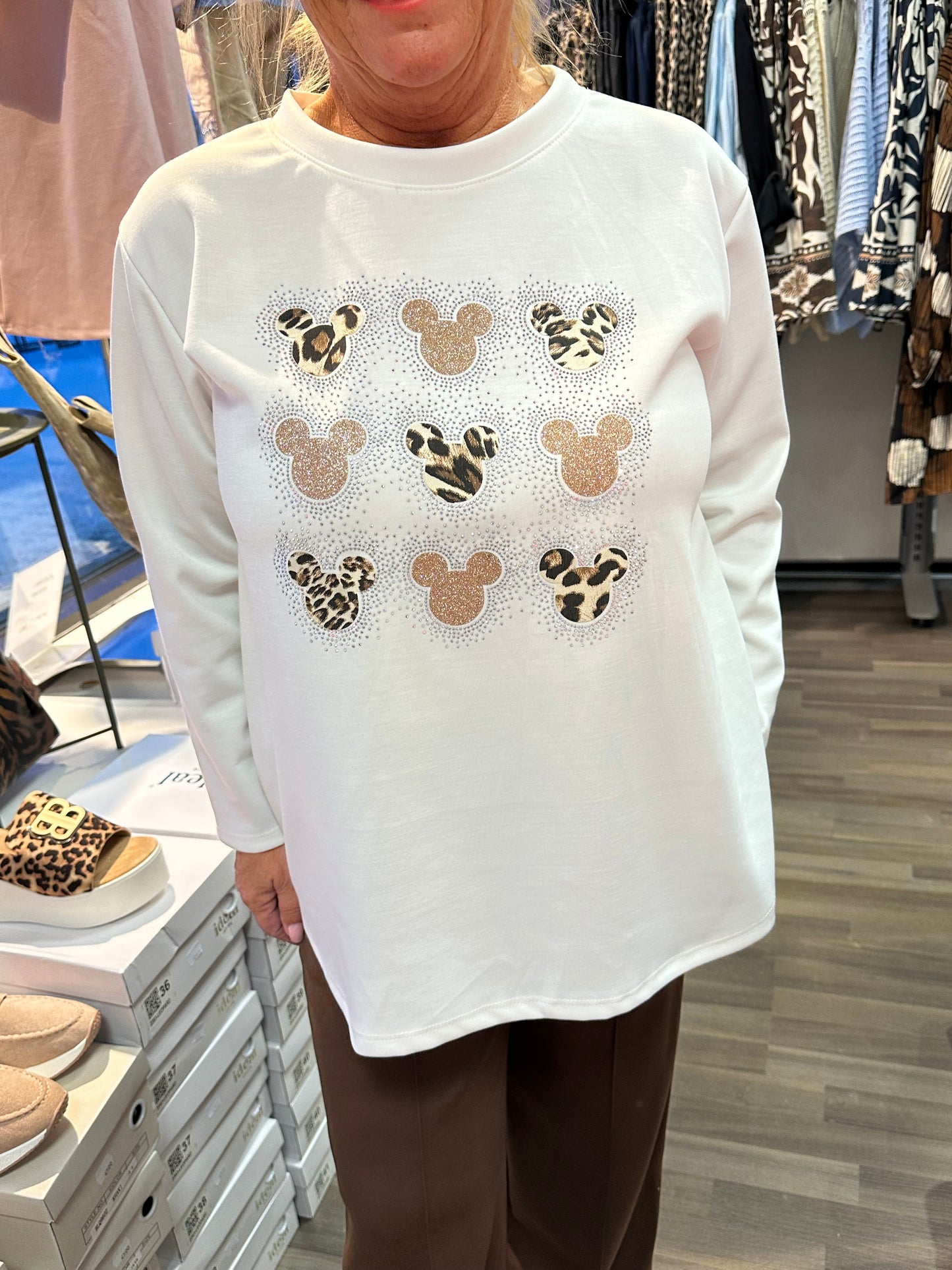 College pusero pikku Mikki valkoinen