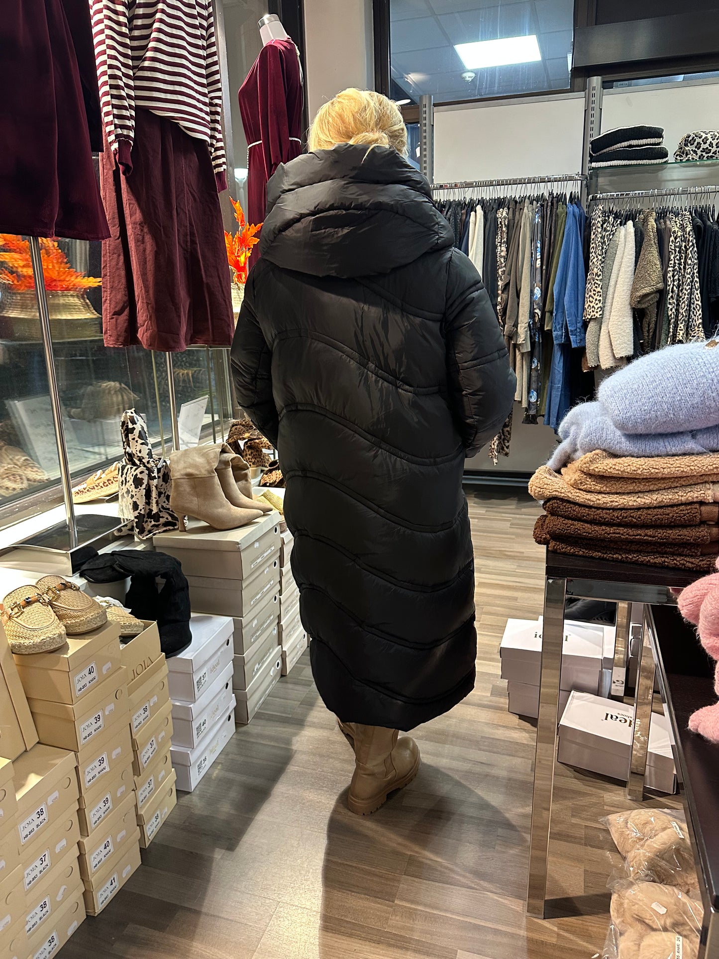 Pitkä toppatakki Alaska musta