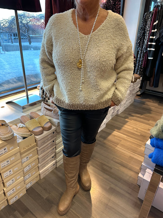 Kaksivärinen bouclee neule luonnonvalkoinen