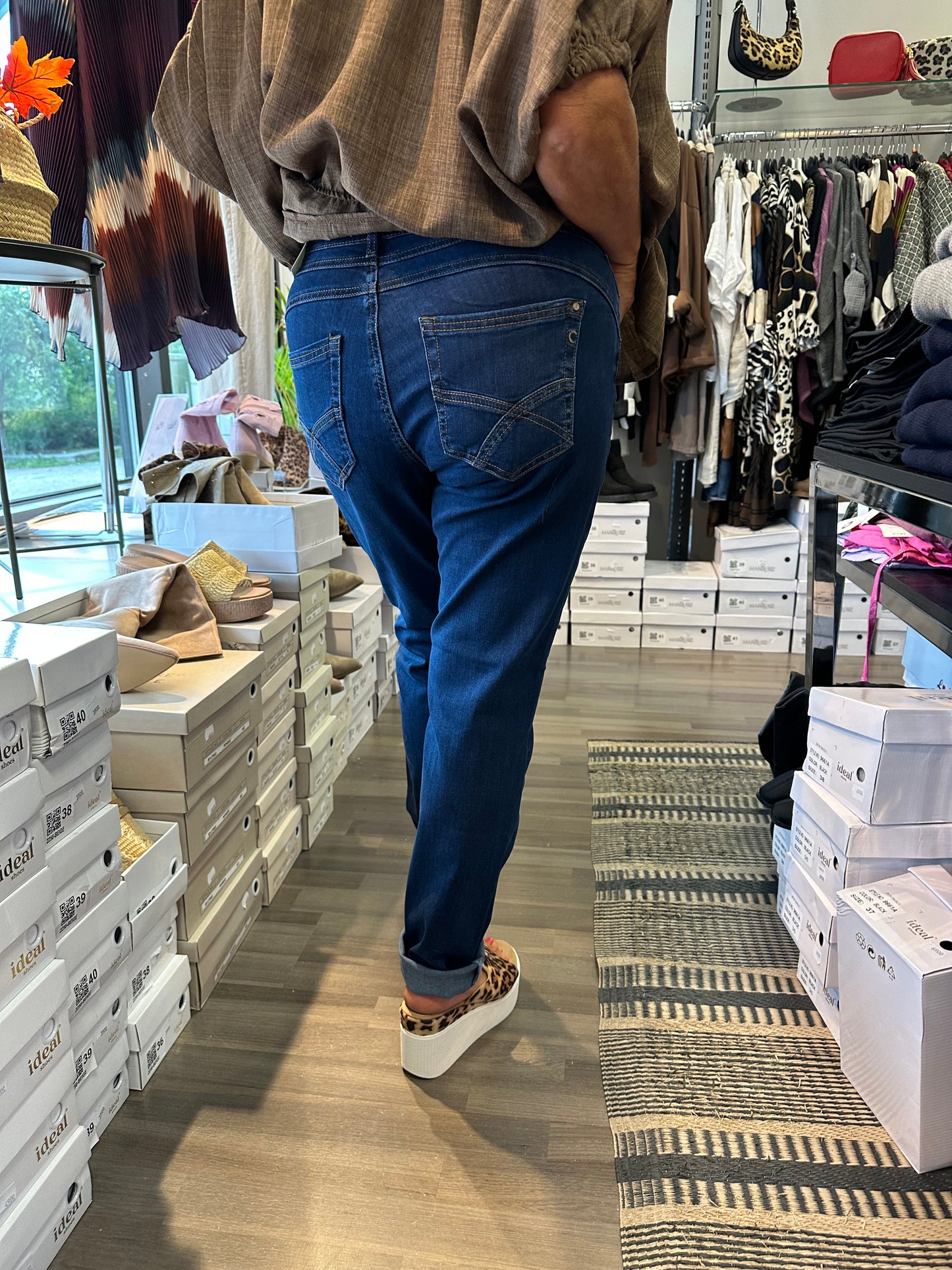 Kapealahkeiset farkut