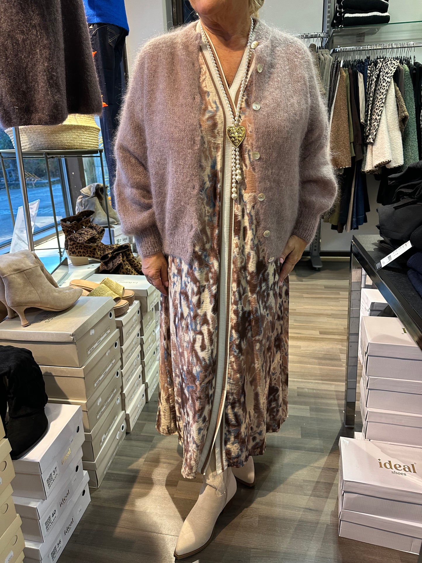 Viskoosimekko Stefania kameli