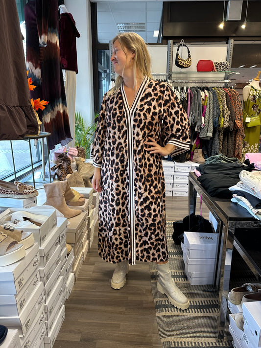 Viskoosimekko Stefania leo