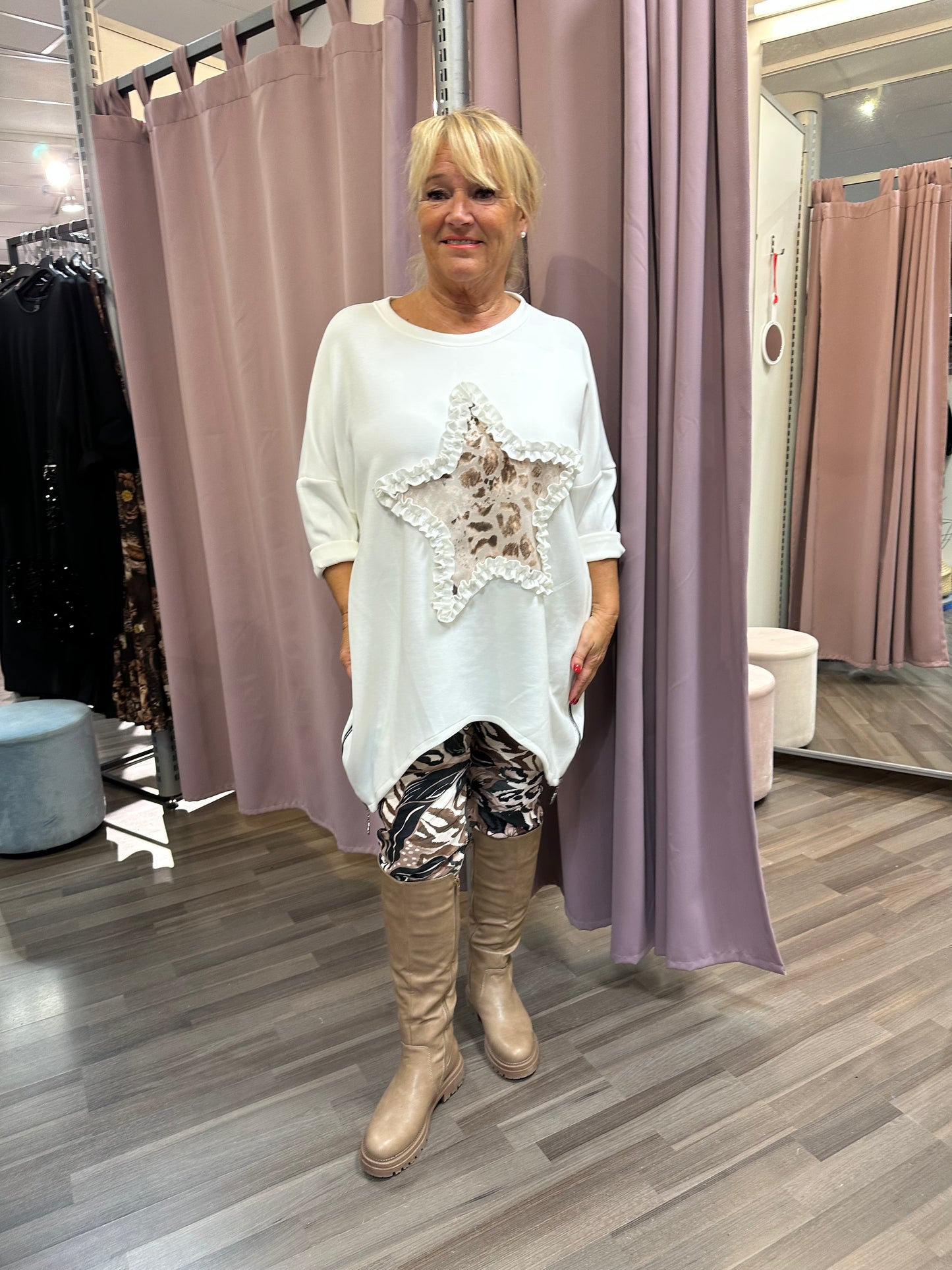 Plussize college tunika Star valkoinen