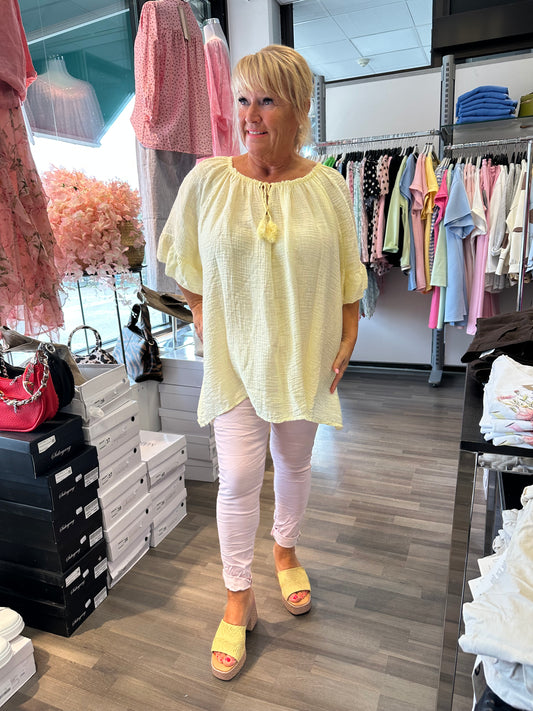 Naisellinen plussize tunika (4 väriä)