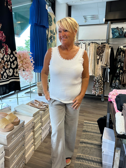 Ribbitoppi valkoinen