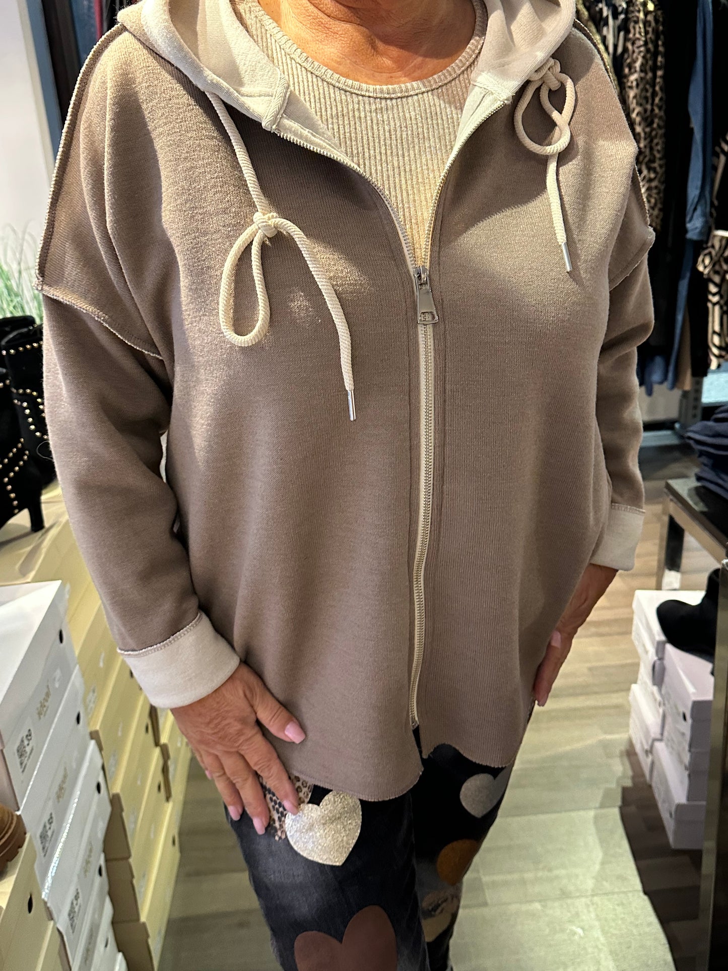 Neuloshuppari beessi