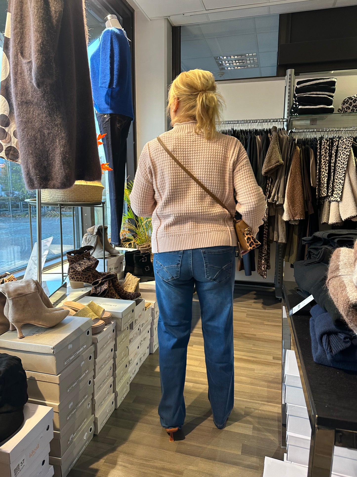 Puuvillaneule kilpparikauluksella hento roosa