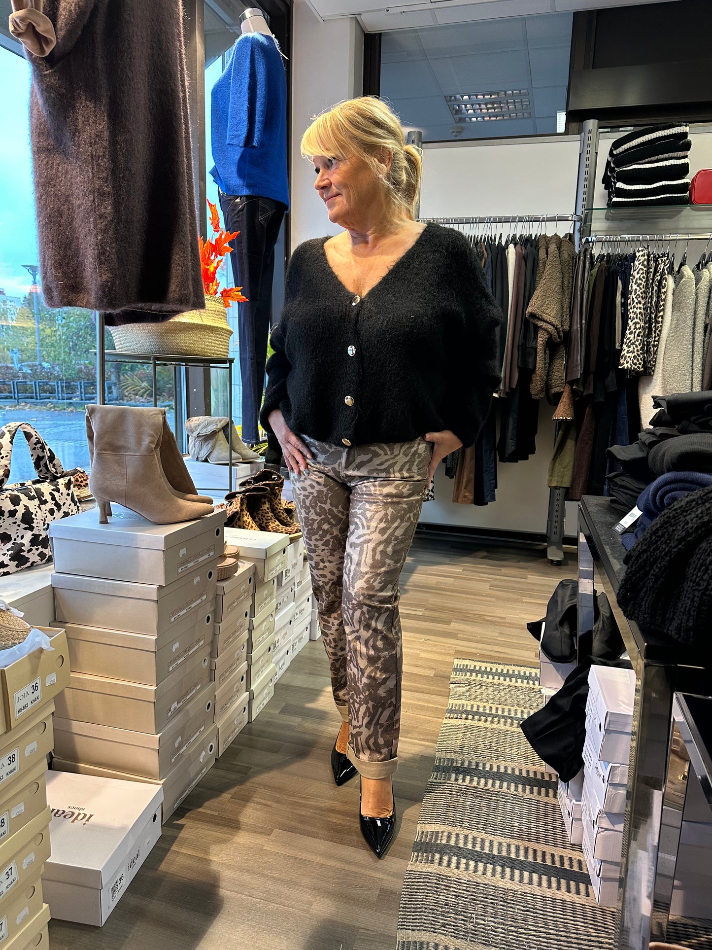 Kuviolliset pinnoitetut farkut