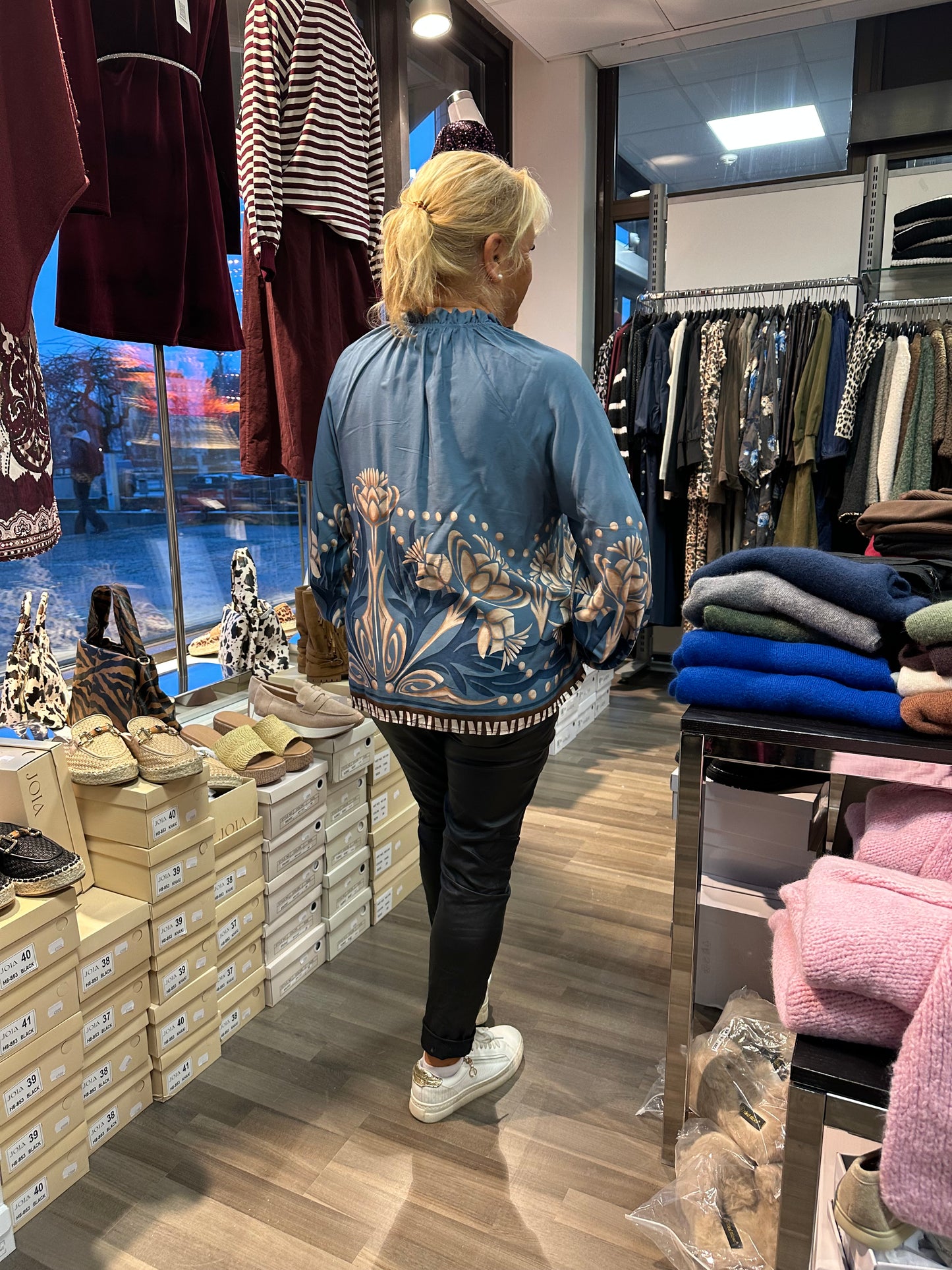 Viskoosipusero Octavia sininen