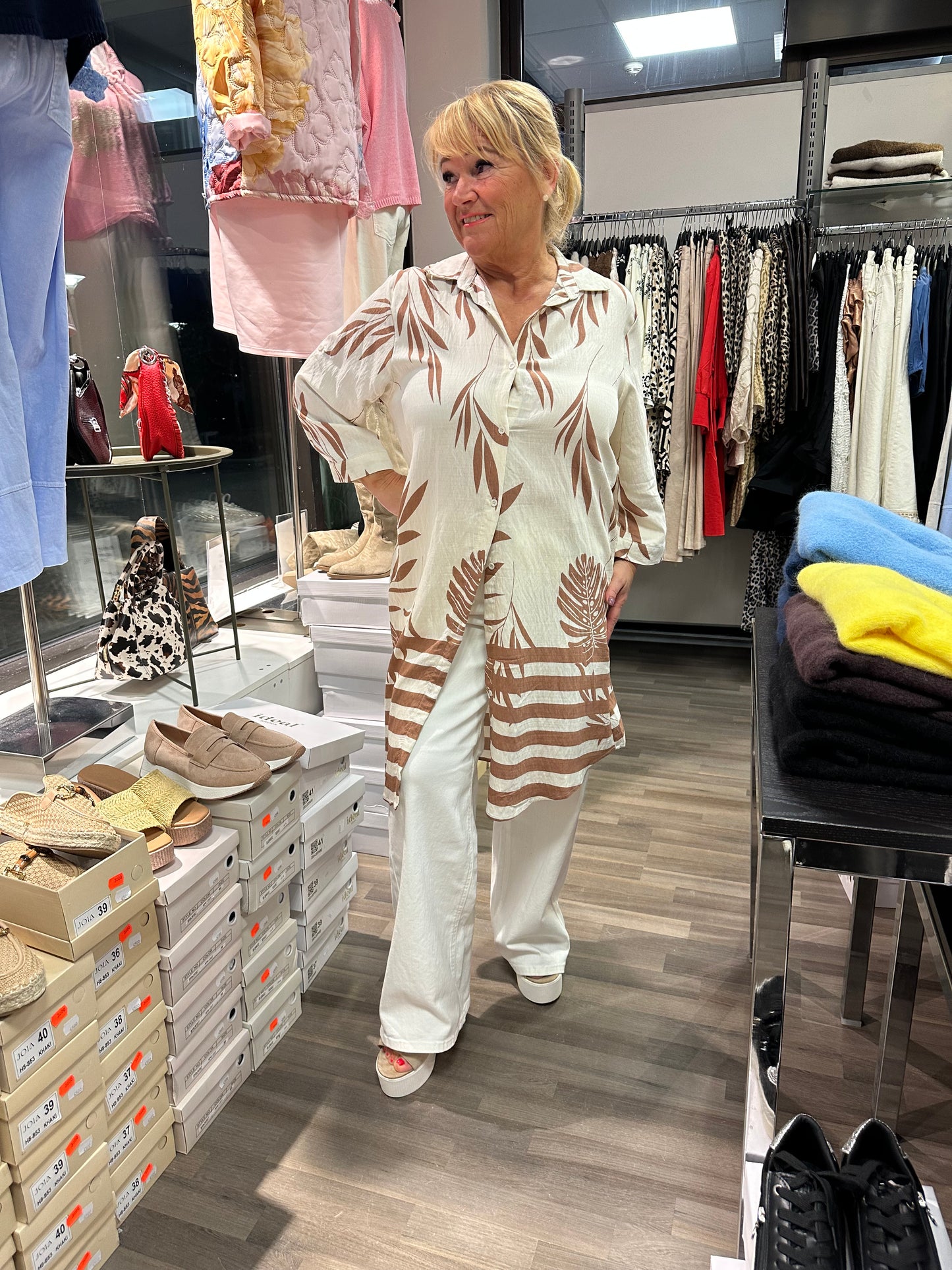 Lehtikuosi paitistunika