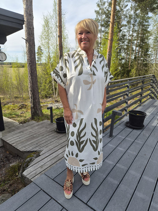 Plussize puuvillamekko