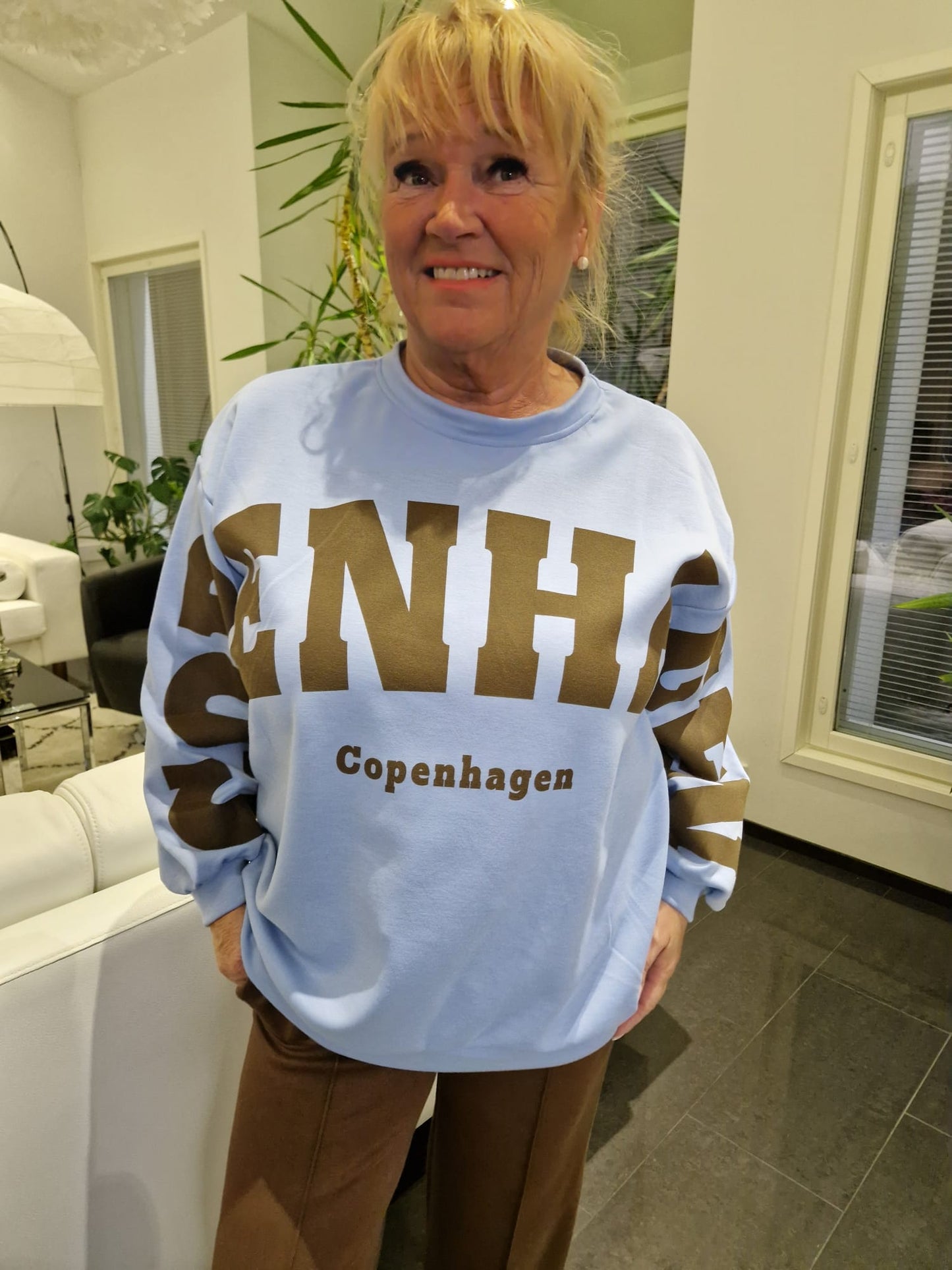 Collegepusero Copenhagen vaaleansininen