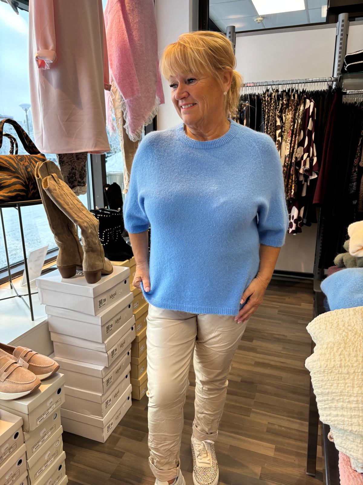 Alpakka-sekoite neule sky blue