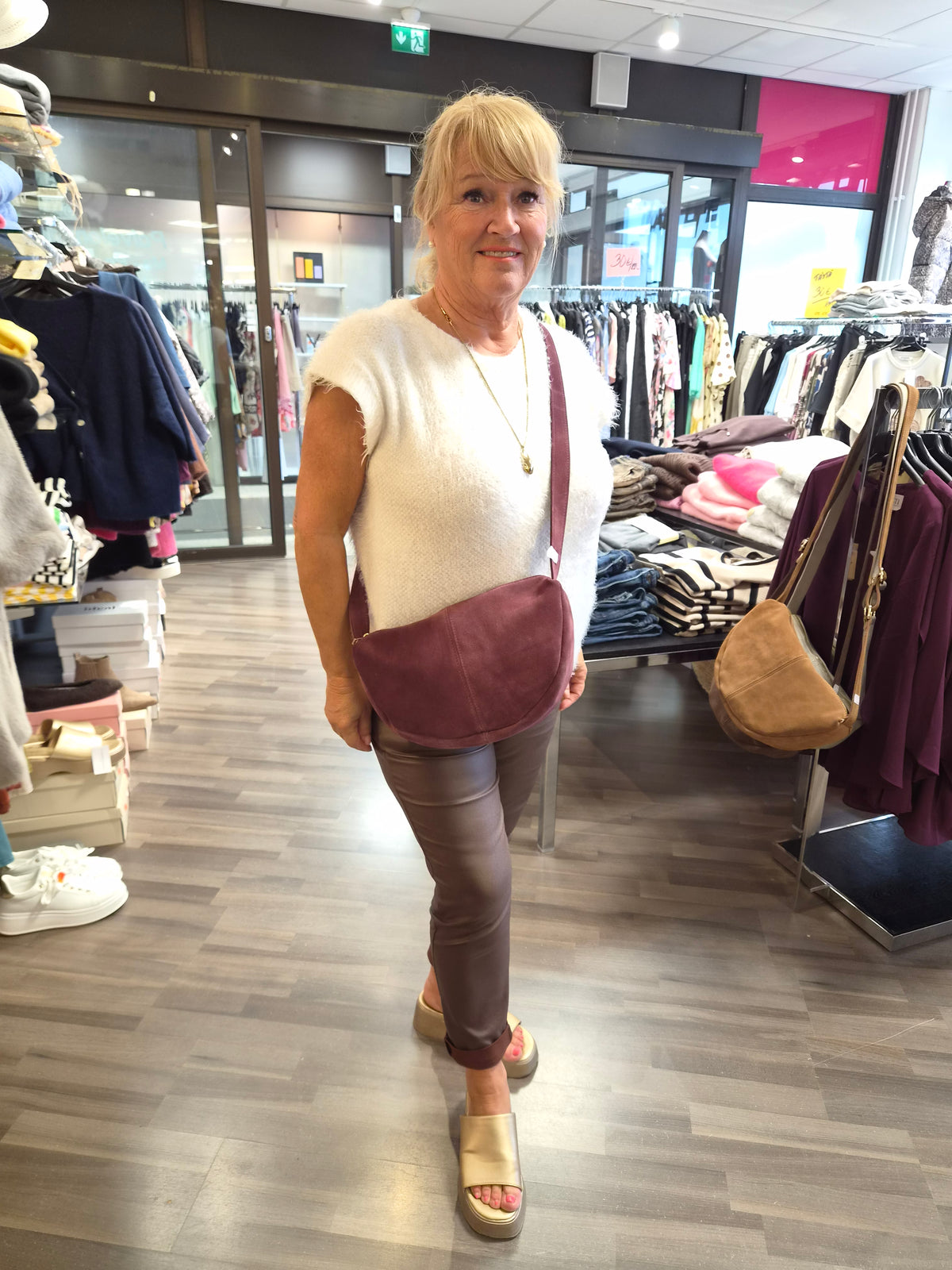 Mokkanahka crossbody