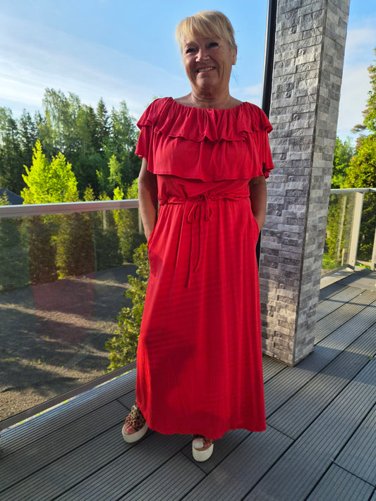 Röyhelökaulusmekko  punainen