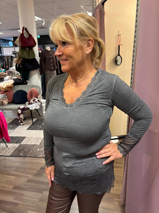 Aluspusero tumma harmaa