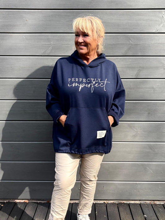 Plussize  Perfectly huppari tummasininen