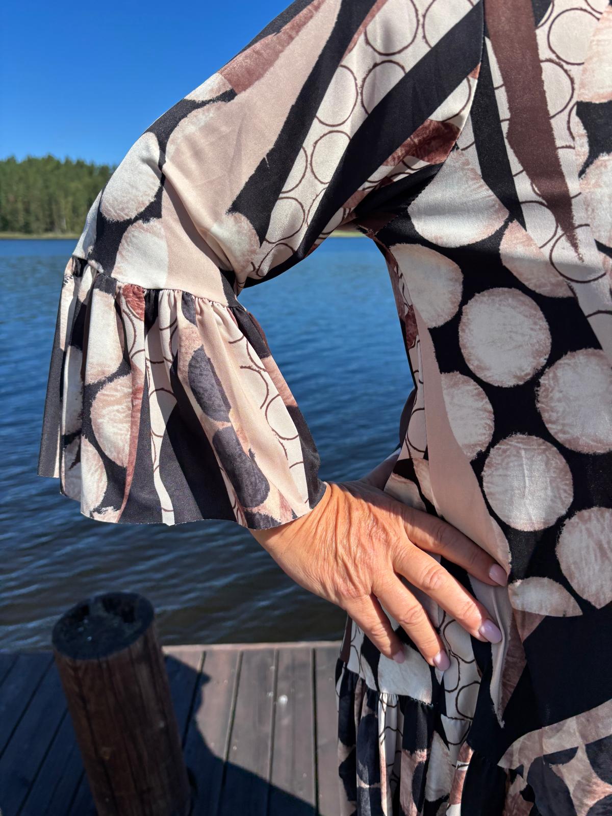 Tunikamekko  (4 väriä)