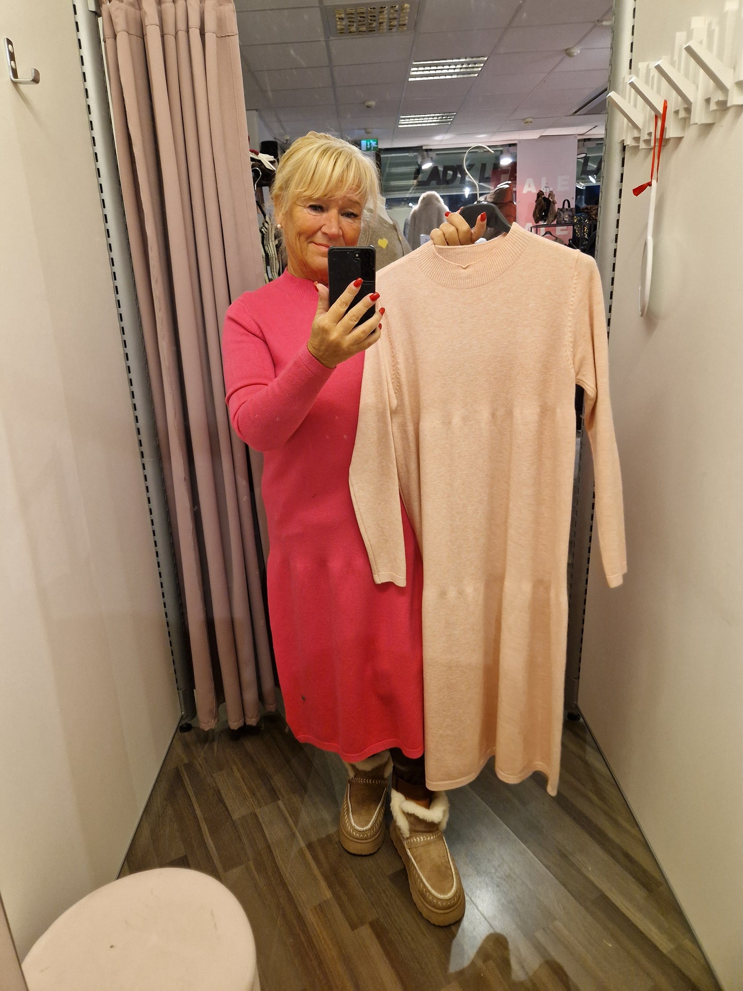 Sirompi neulemekko aprikoosi